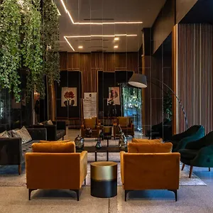 208, The Duke - Luxury With Views Apartment