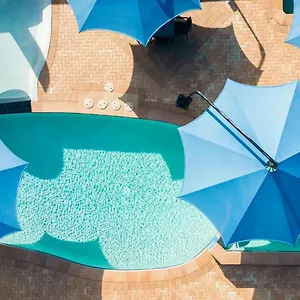 https://happy-wanderer-village.queenslandhotels.net