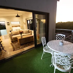 Chapmans Corner Apartment